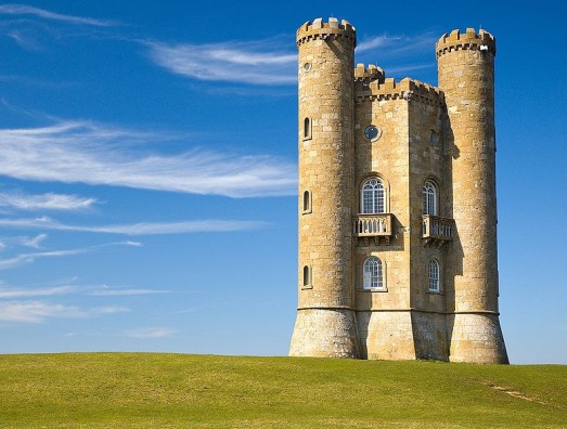 Broadway_tower_edit4